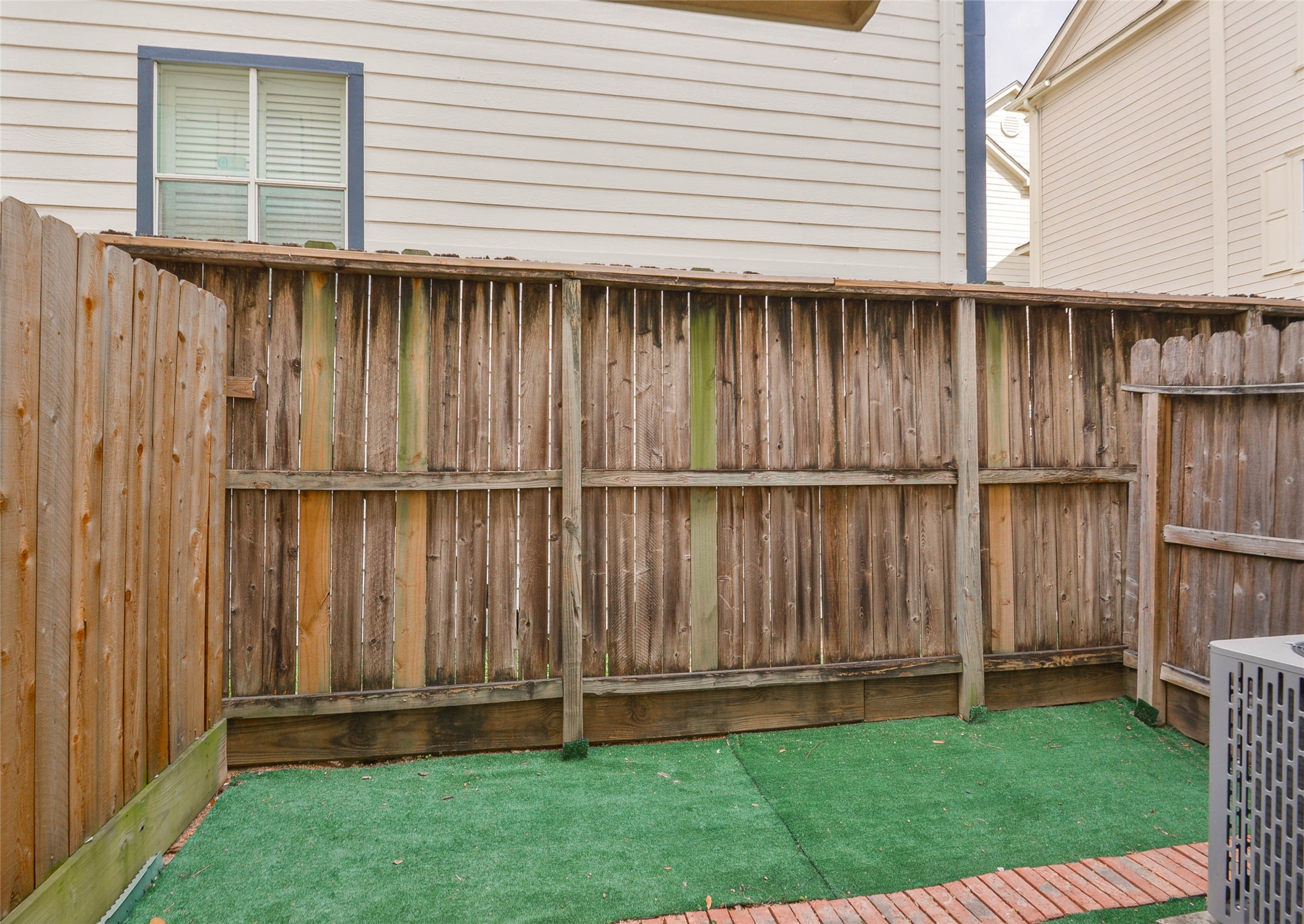 2904 Chenevert Street, Unit M Houston, TX 77004 - Photo 4 of 15