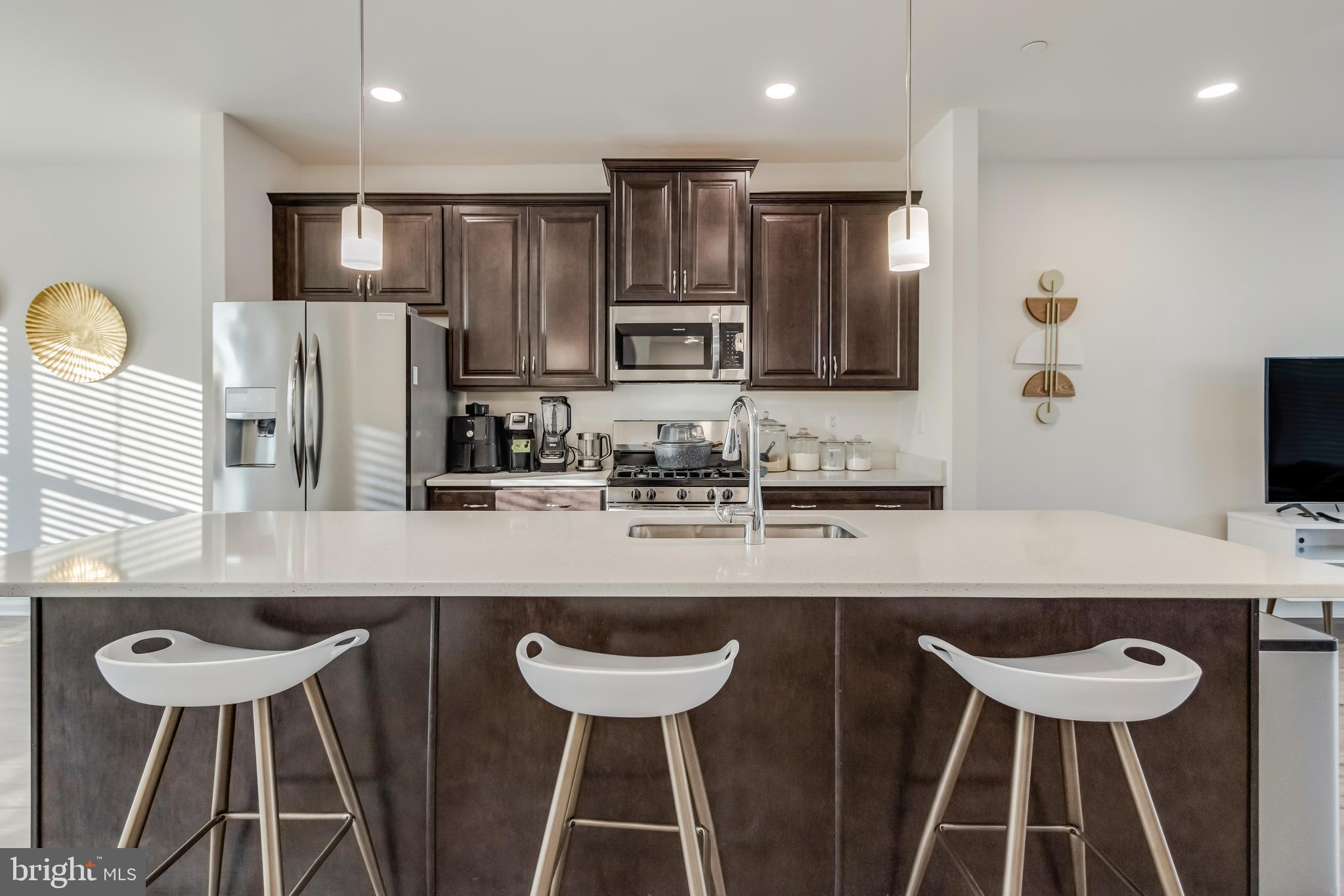 1433 Hudson View Road Essex, MD 21221 - Photo 9 of 48