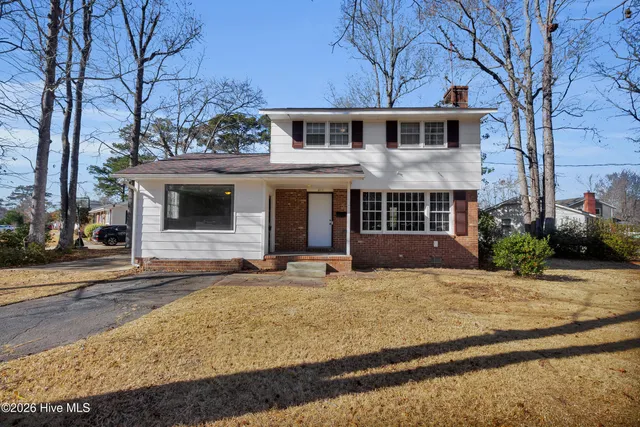 $1,700 | 817 Edgewood Drive, Jacksonville, NC 28540