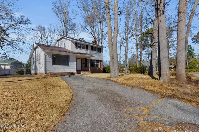 $1,700 | 817 Edgewood Drive, Jacksonville, NC 28540