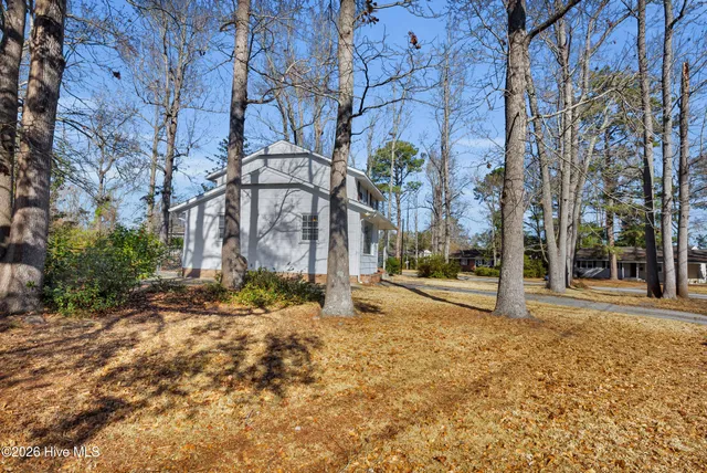 $1,700 | 817 Edgewood Drive, Jacksonville, NC 28540