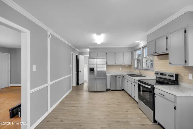 $1,700 | 817 Edgewood Drive, Jacksonville, NC 28540