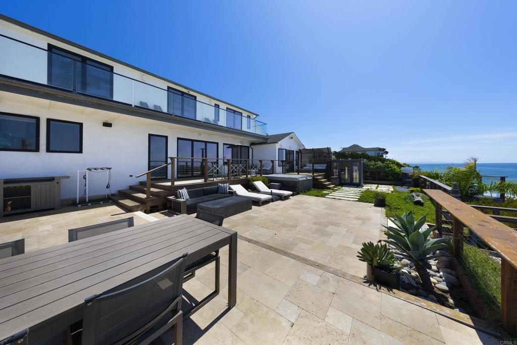 1472 Neptune Avenue Encinitas, CA 92024 - Photo 25 of 33