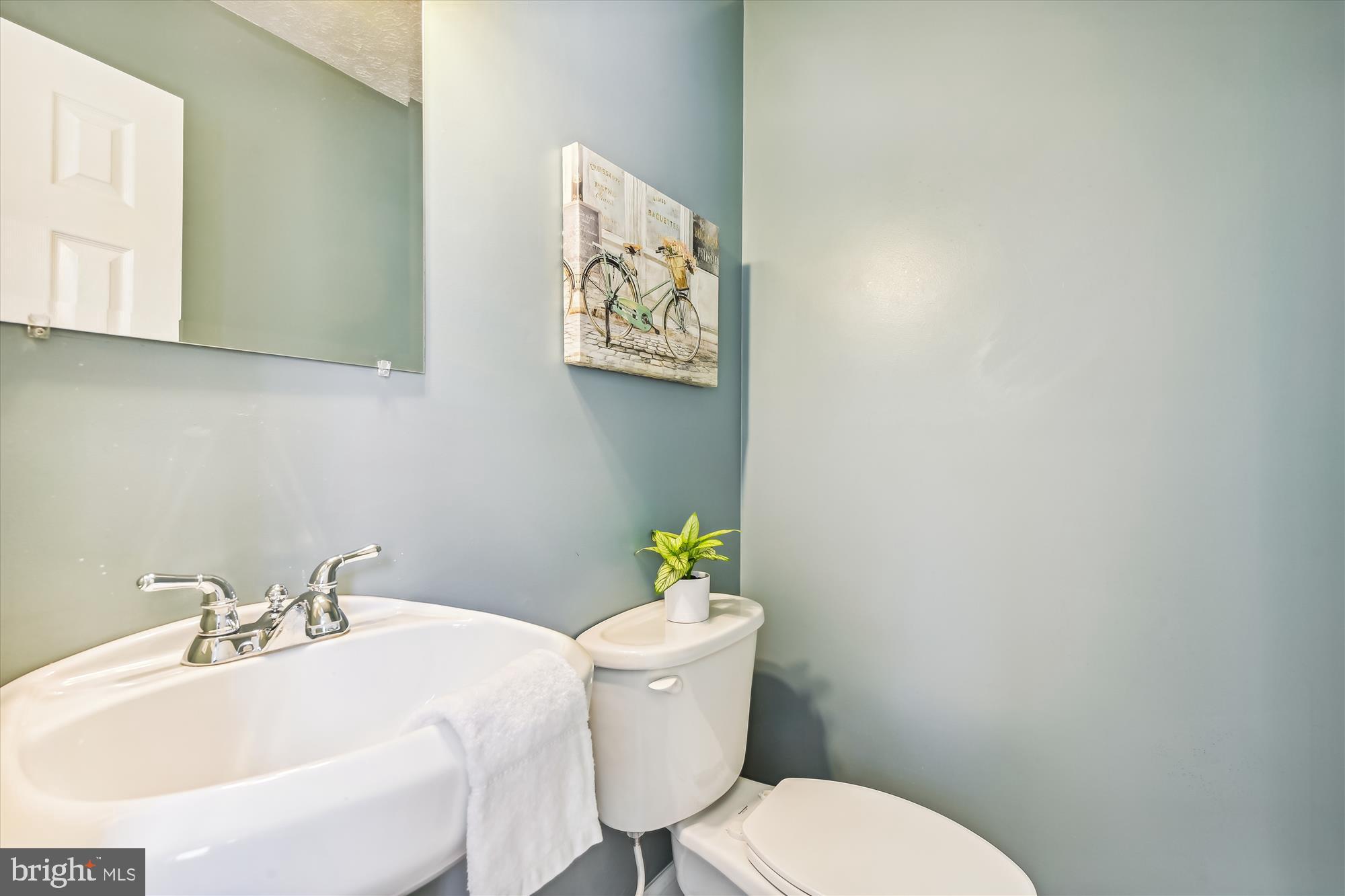 7819 Redwood Tree Road Severn, MD 21144 - Photo 15 of 41 Half bath on upper/main level