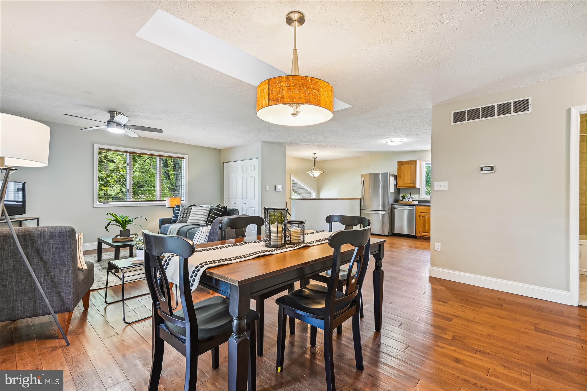 7819 Redwood Tree Road Severn, MD 21144 - Photo 10 of 41 Open floor plan