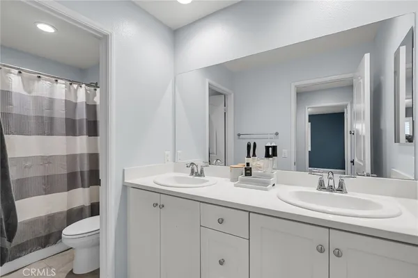 $3,800 | 16064 Symphony Lane, Fontana, CA 92336