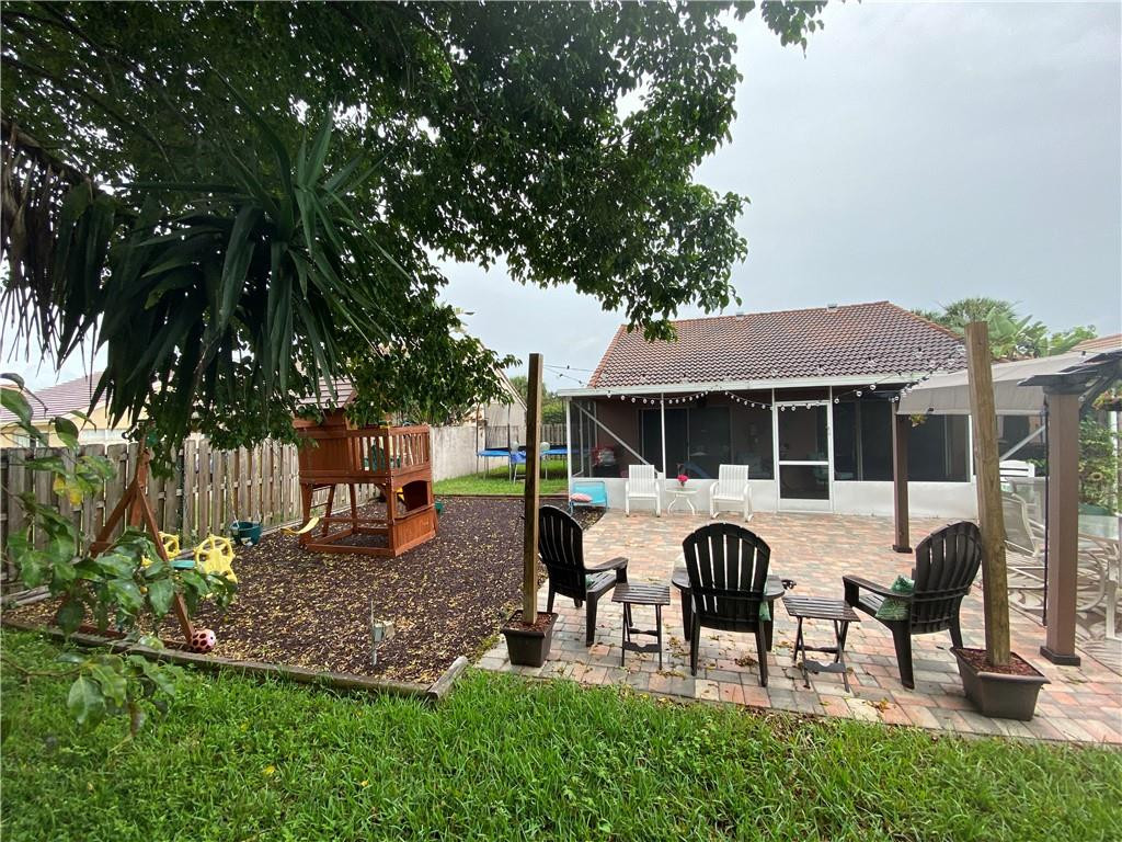 10180 Fanfare Drive Boca Raton, FL 33428 - Photo 17 of 33 Photo 17