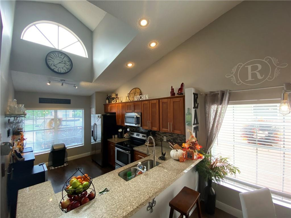 10180 Fanfare Drive Boca Raton, FL 33428 - Photo 23 of 33 Photo 23