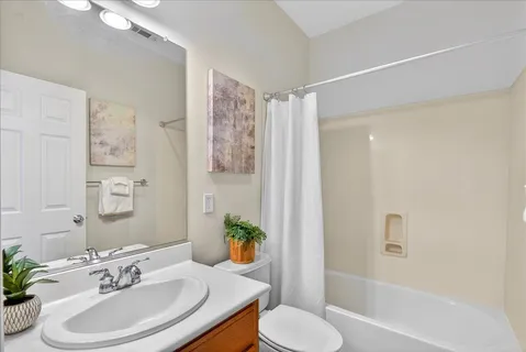 $1,298,000 | 976 Foxworthy Avenue, San Jose, CA 95125