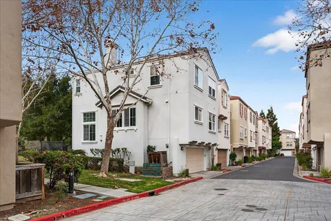 $1,298,000 | 976 Foxworthy Avenue, San Jose, CA 95125