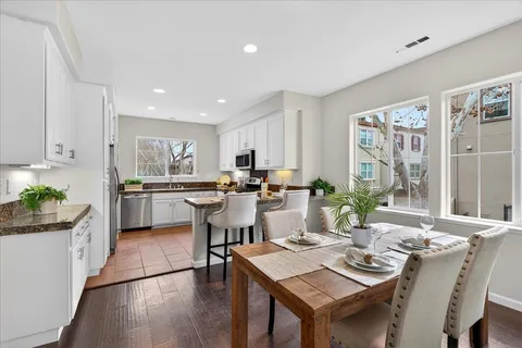 $1,298,000 | 976 Foxworthy Avenue, San Jose, CA 95125