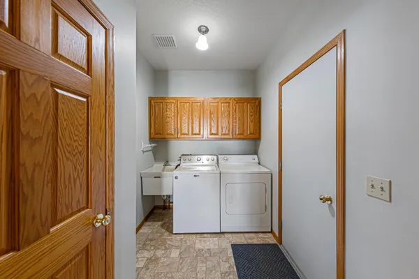 $350,000 | 2129 Bard Court, Faribault, MN 55021