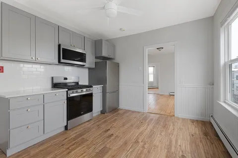 $715,000 | 26 Plymouth Street, Unit 3, Cambridge, MA 02141
