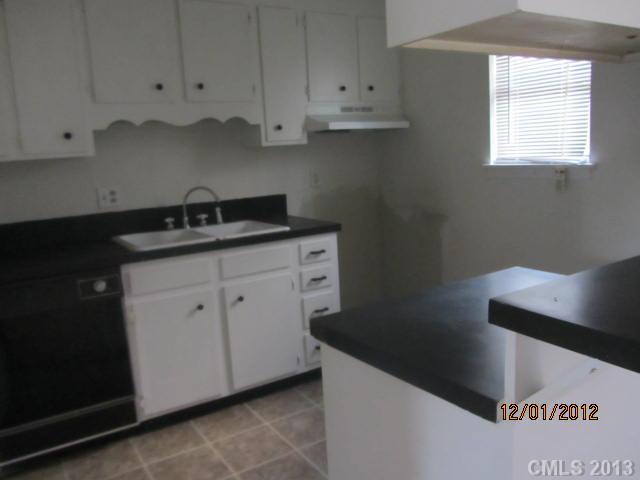 7205 Raj Court Charlotte, NC 28227 - Photo 5 of 11