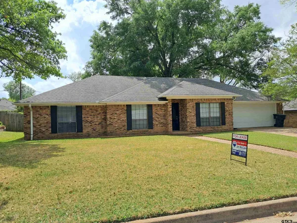 $1,800 | 704 Becky Drive, Tyler, TX 75703