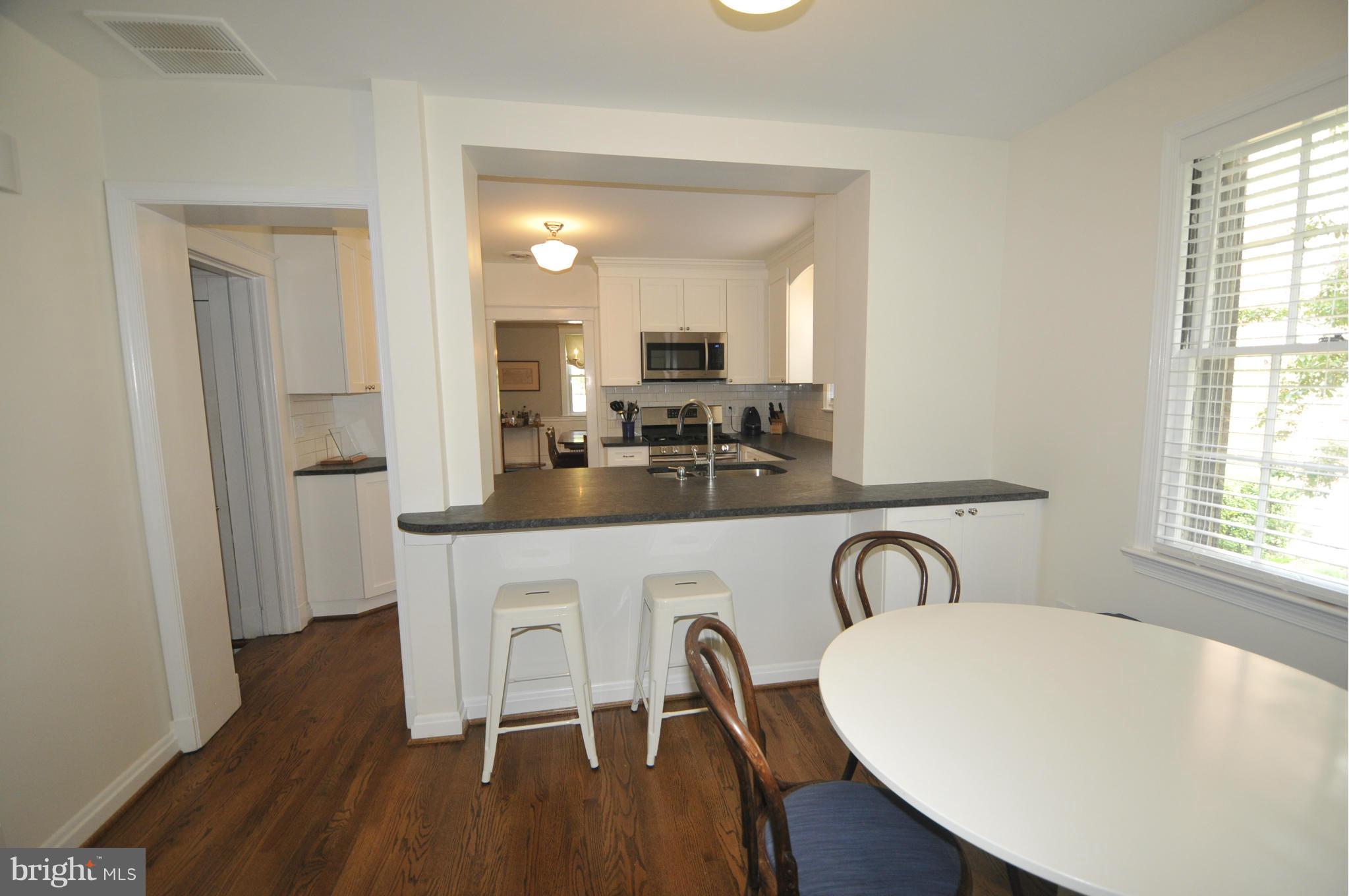 501 Sussex Road Towson, MD 21286 - Photo 11 of 30 Kitchen