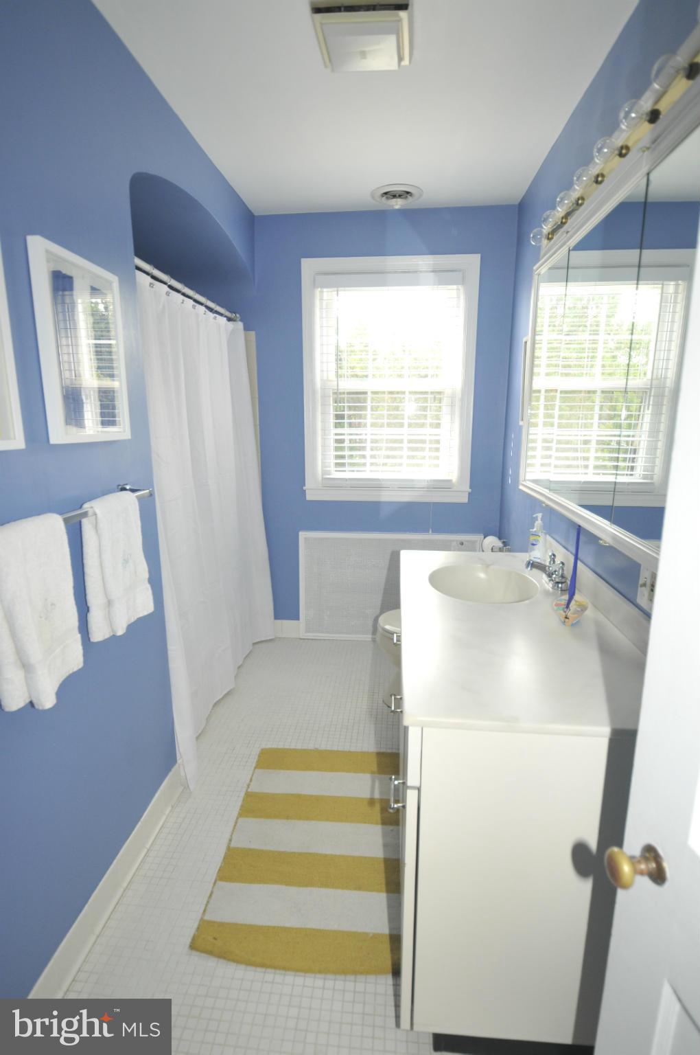 501 Sussex Road Towson, MD 21286 - Photo 23 of 30 Bath