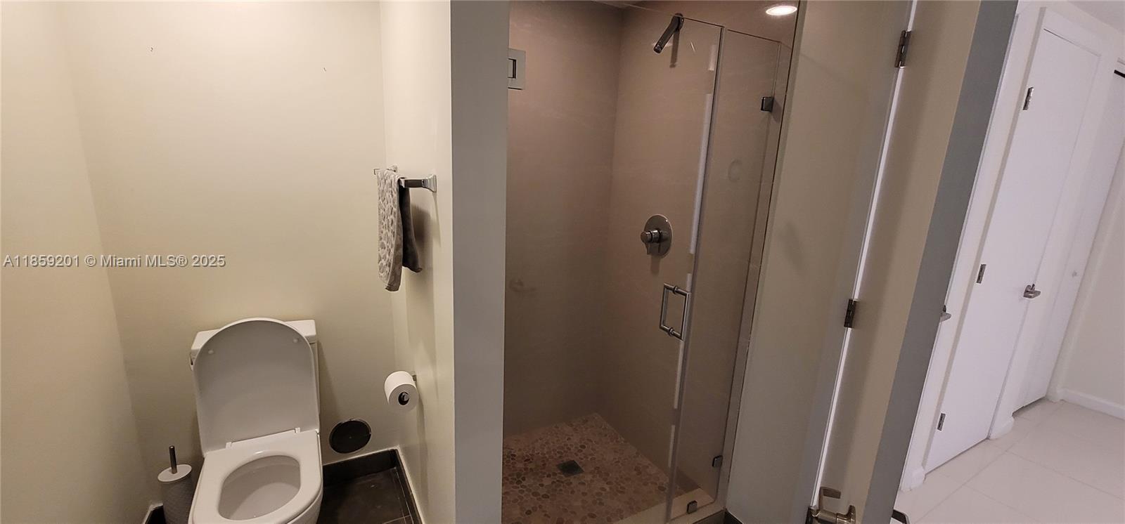 495 Brickell Avenue, Unit 420 Miami, FL 33131 - Photo 18 of 73