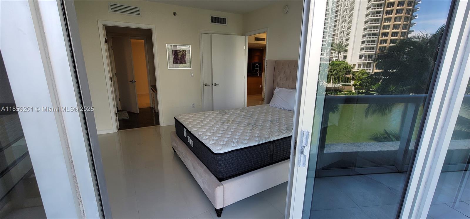 495 Brickell Avenue, Unit 420 Miami, FL 33131 - Photo 37 of 73