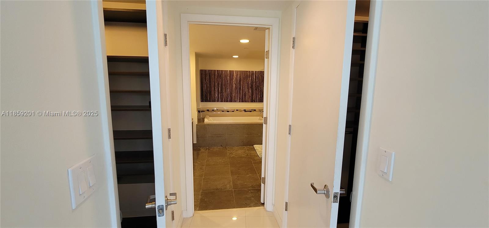 495 Brickell Avenue, Unit 420 Miami, FL 33131 - Photo 43 of 73 view of a bathroom