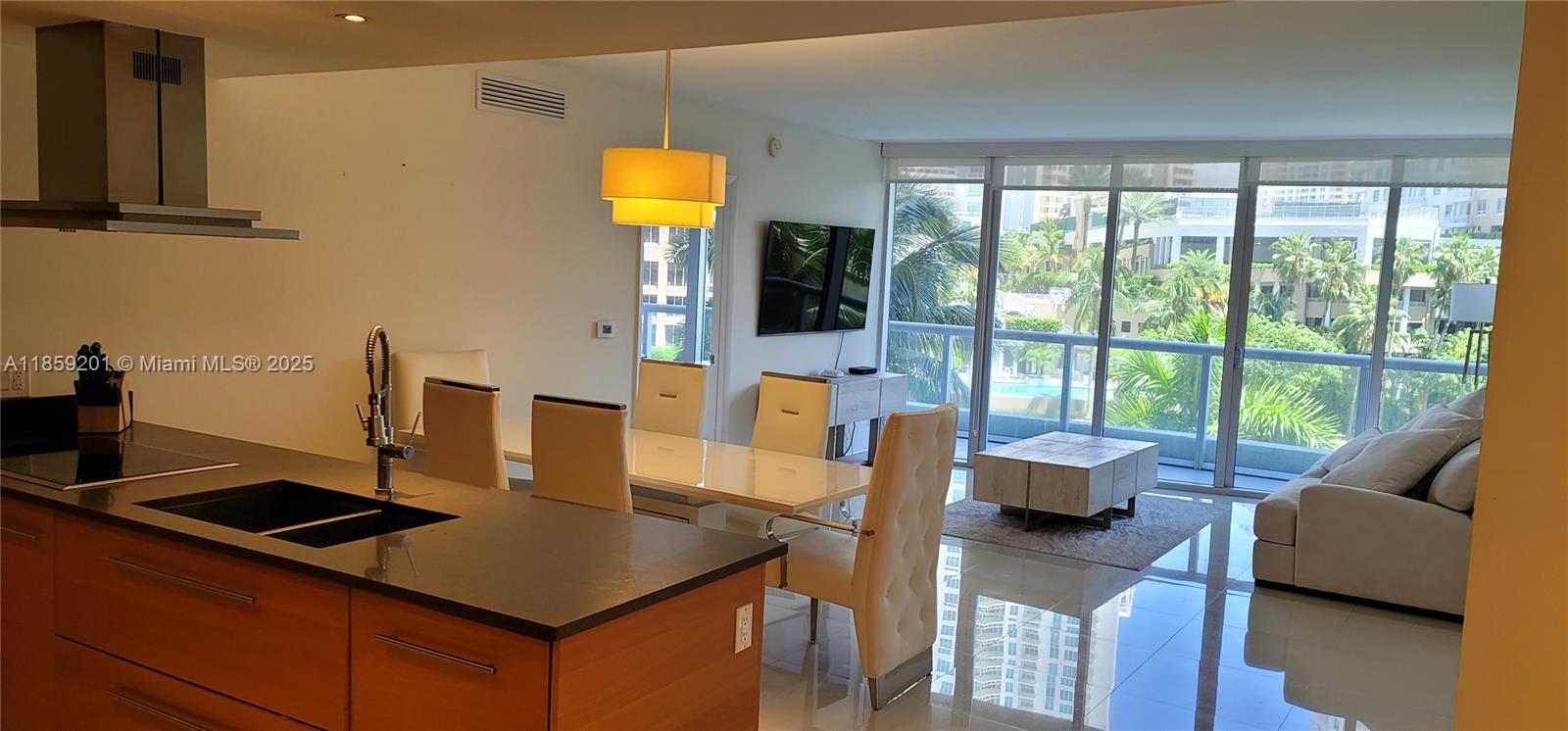 495 Brickell Avenue, Unit 420 Miami, FL 33131 - Photo 5 of 73