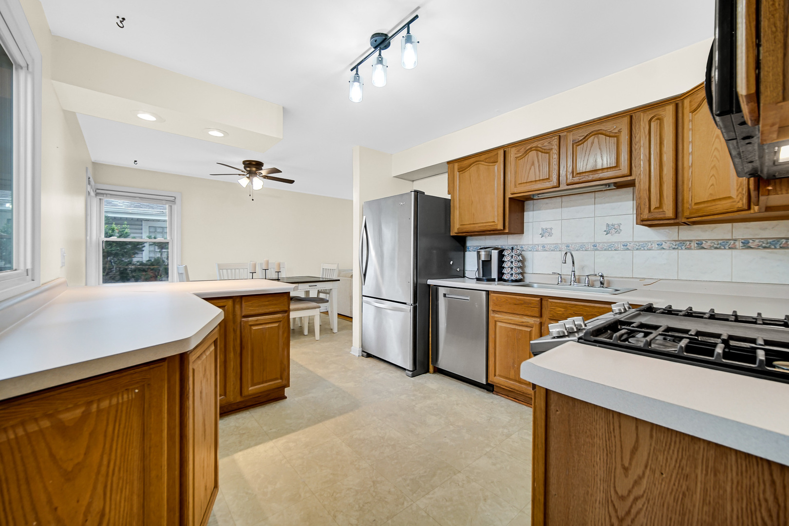 1509 Ridge Road Homewood, IL 60430 - Photo 3 of 24