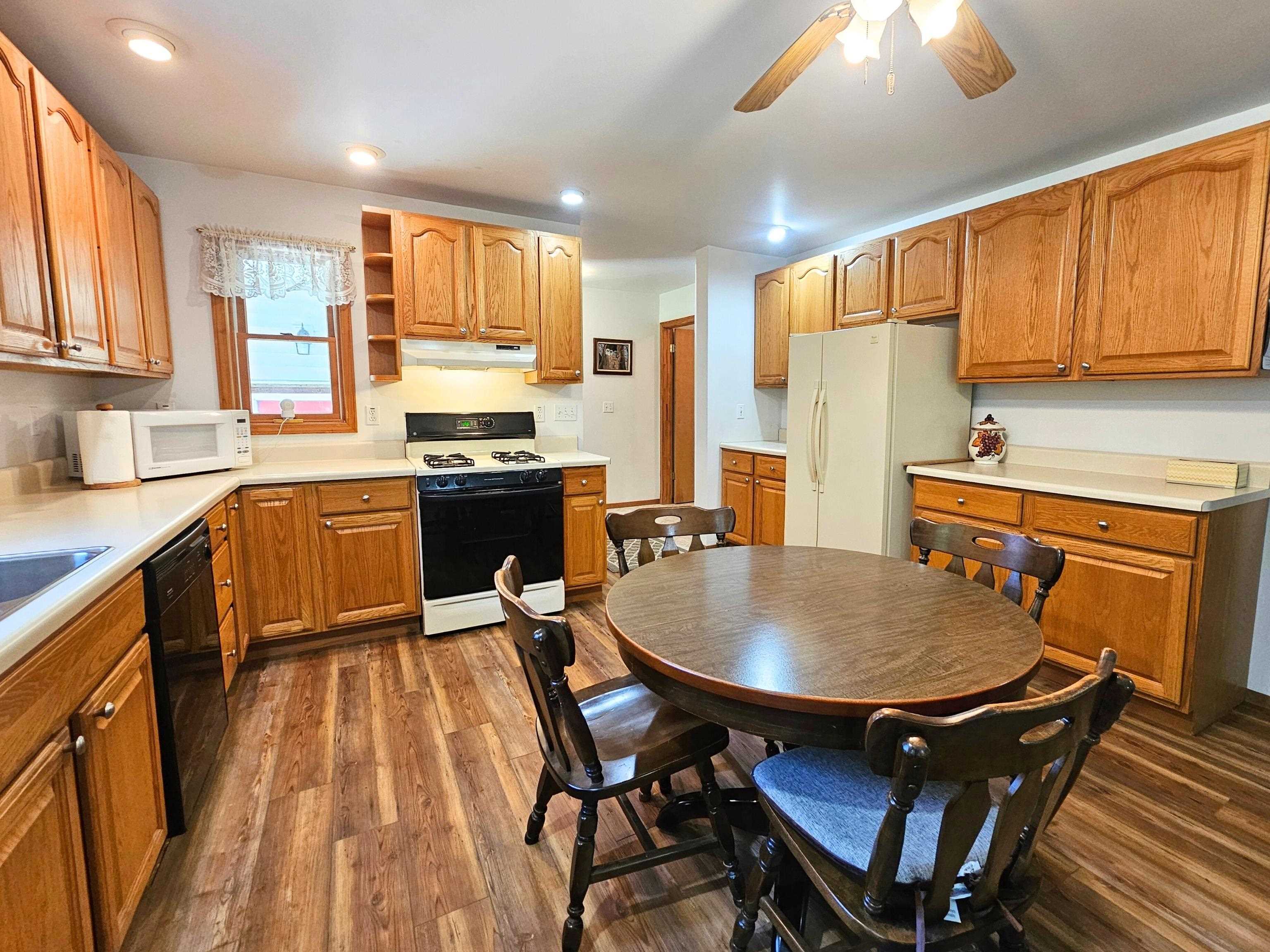 13287 McCumsey Road Clio, MI 48420 - Photo 11 of 57 50179592-a12114f8-ea9d-4698-b02c-d9d67b6490e7.JPG