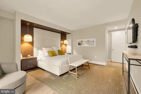 $1,395,000 | 1045 31st Street Northwest, Unit 104, Washington, DC 20007