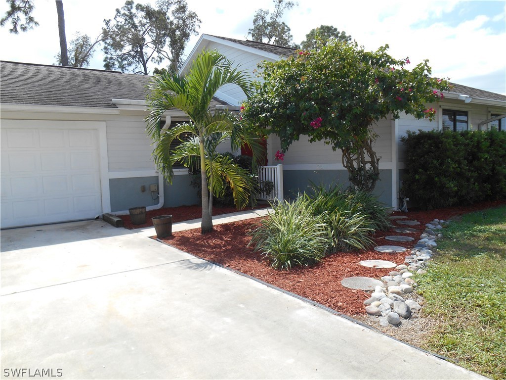 9168 Pomelo Road East Fort Myers, FL 33967 - Photo 1 of 34 Gallery Image 1