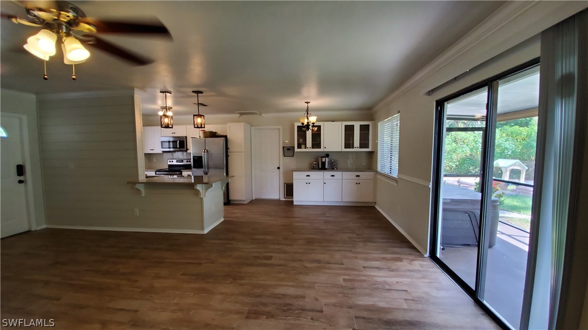 9168 Pomelo Road East Fort Myers, FL 33967 - Photo 11 of 34 Gallery Image 11