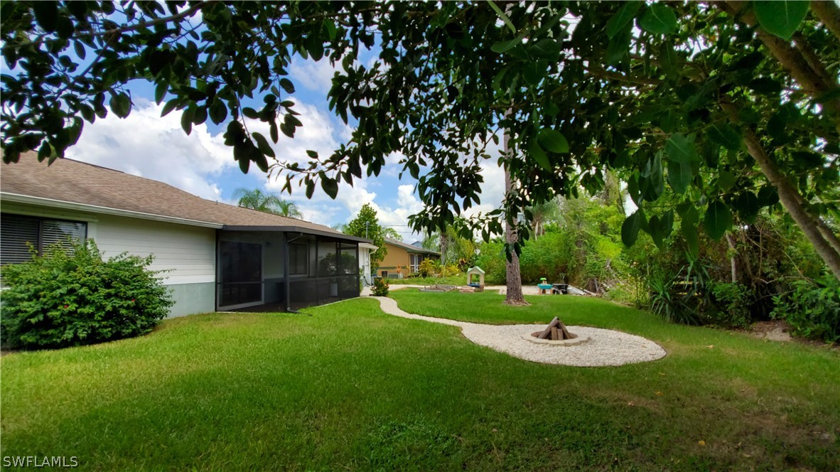 9168 Pomelo Road East Fort Myers, FL 33967 - Photo 14 of 34 Gallery Image 14
