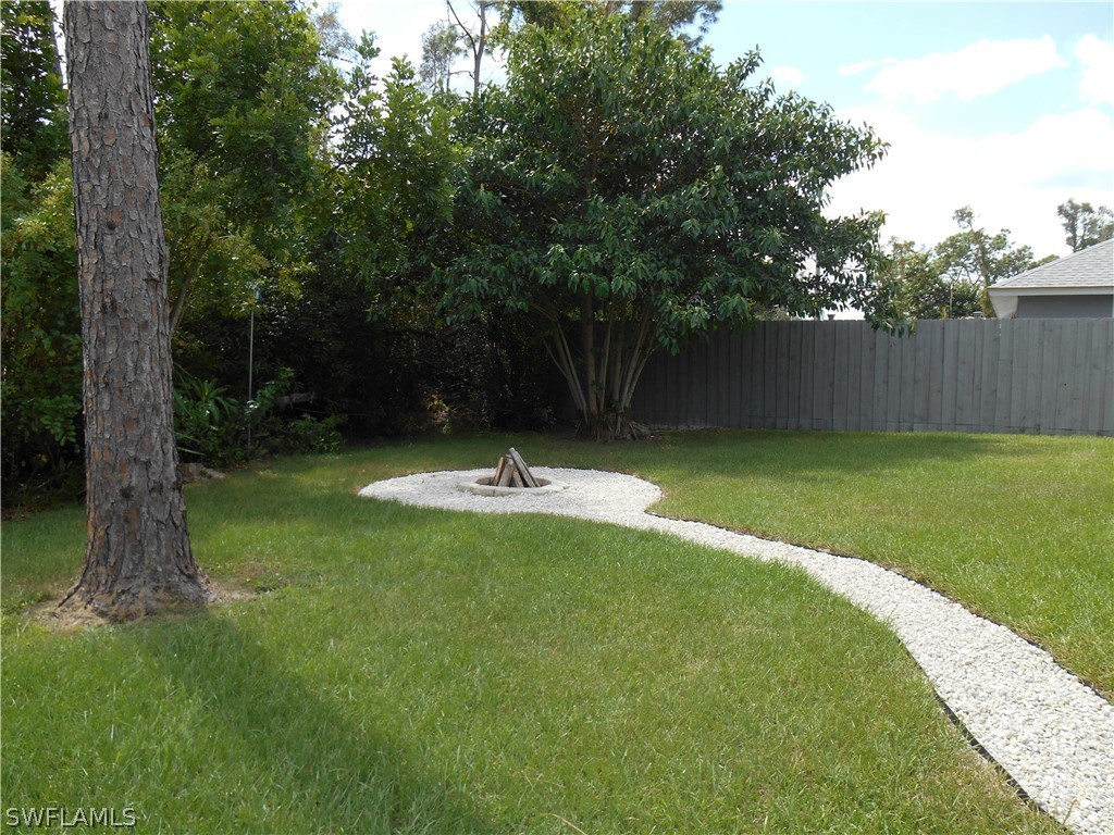 9168 Pomelo Road East Fort Myers, FL 33967 - Photo 16 of 34 Gallery Image 16