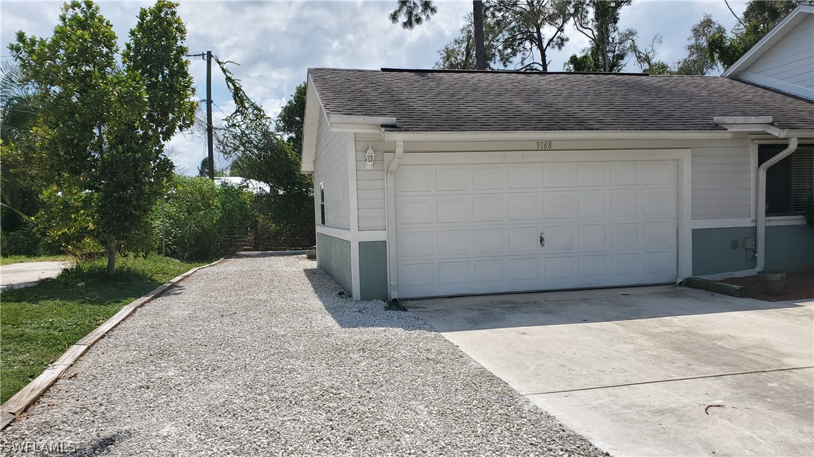 9168 Pomelo Road East Fort Myers, FL 33967 - Photo 5 of 34 Gallery Image 5