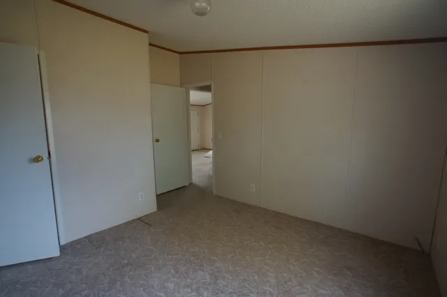 $70,000 | 207 South Haven Road, Haven, KS 67543