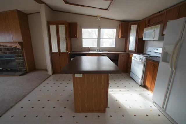 $70,000 | 207 South Haven Road, Haven, KS 67543