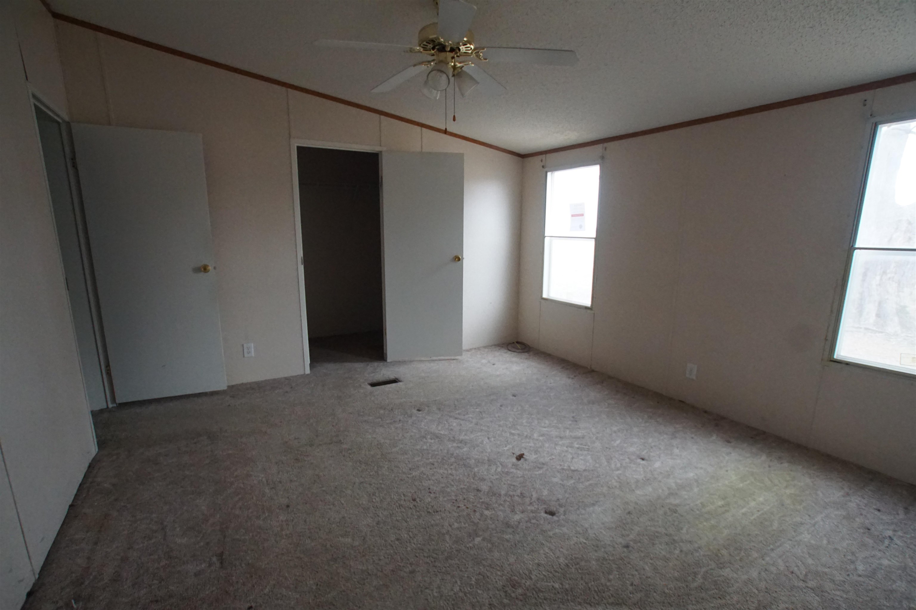 207 South Haven Road Haven, KS 67543 - Photo 5 of 13