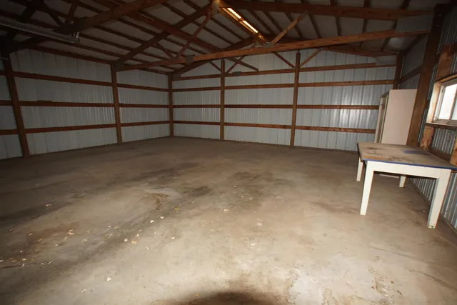 $70,000 | 207 South Haven Road, Haven, KS 67543