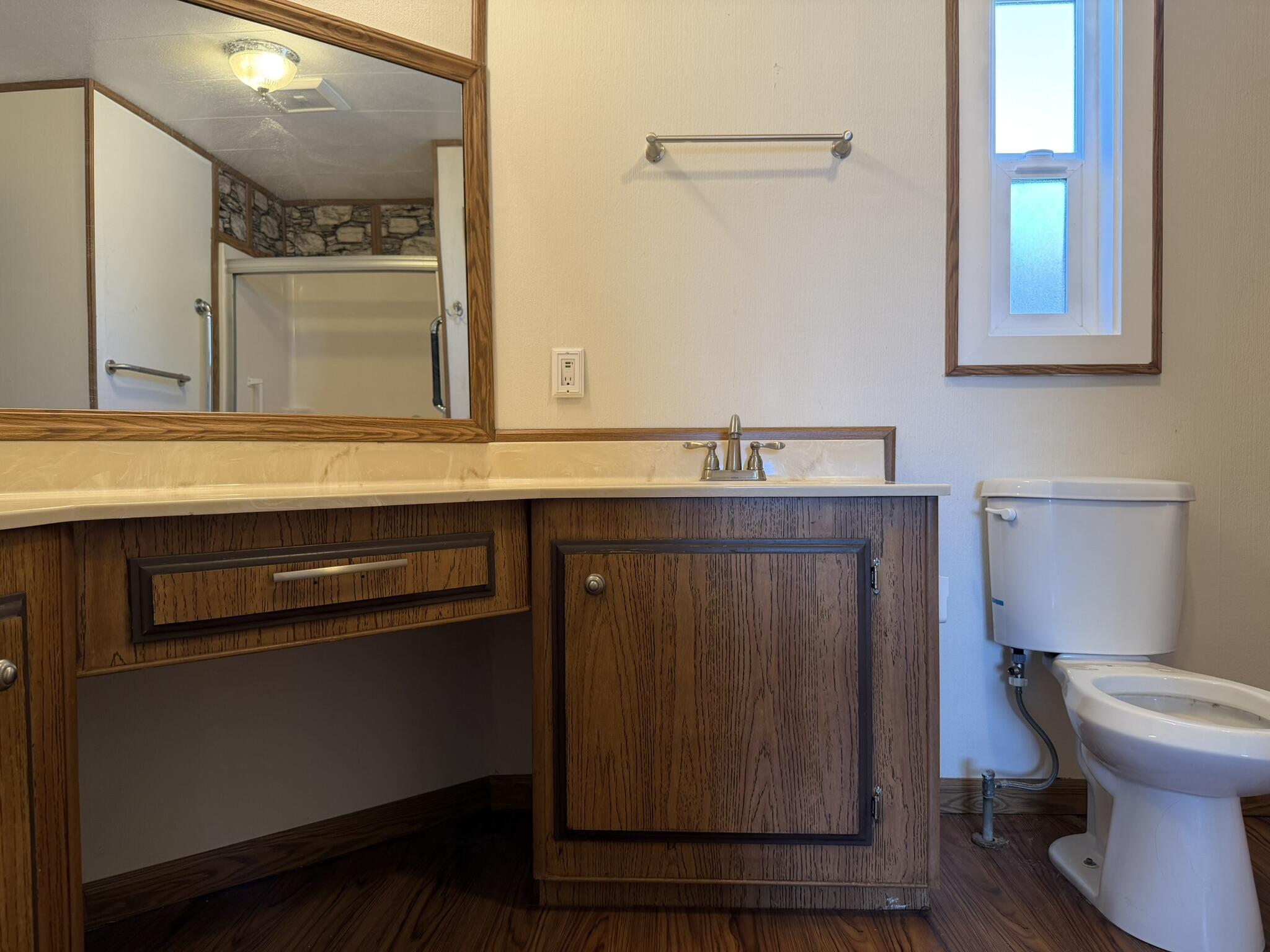 301 Freeman Road, Unit 70 Central Point, OR 97502 - Photo 11 of 39