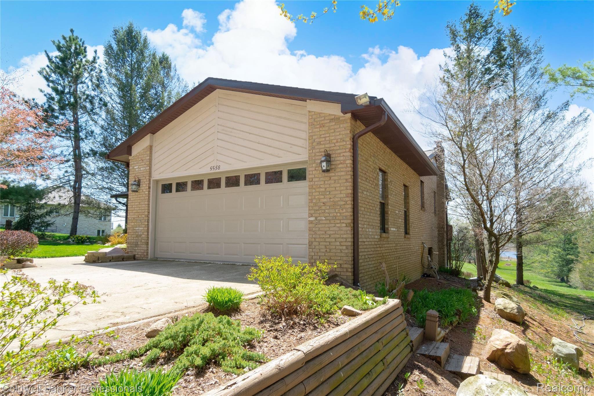 5558 Lum Road Attica, MI 48412 - Photo 6 of 61 Exteriors (5 of 27).jpg