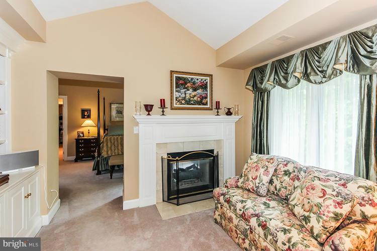 1161 Fieldview Drive Reston, VA 20194 - Photo 18 of 30 Bedroom (Master)