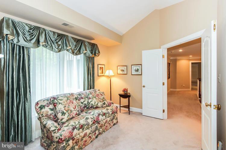 1161 Fieldview Drive Reston, VA 20194 - Photo 19 of 30 Bedroom (Master)