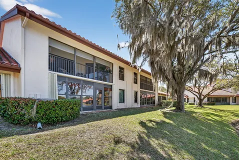 $239,500 | 6060 Southeast Martinique Drive, Unit 103, Stuart, FL 34997