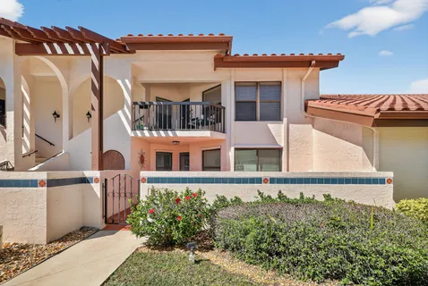$239,500 | 6060 Southeast Martinique Drive, Unit 103, Stuart, FL 34997
