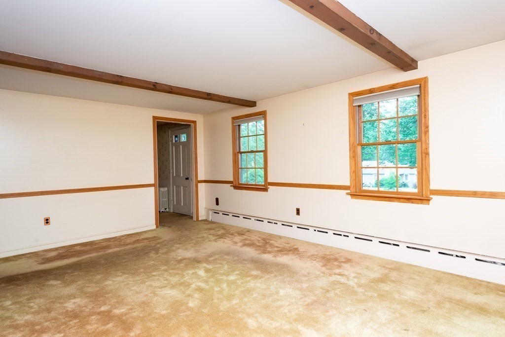 146 Linebrook Road Ipswich, MA 01938 - Photo 5 of 41 Gallery Image 5