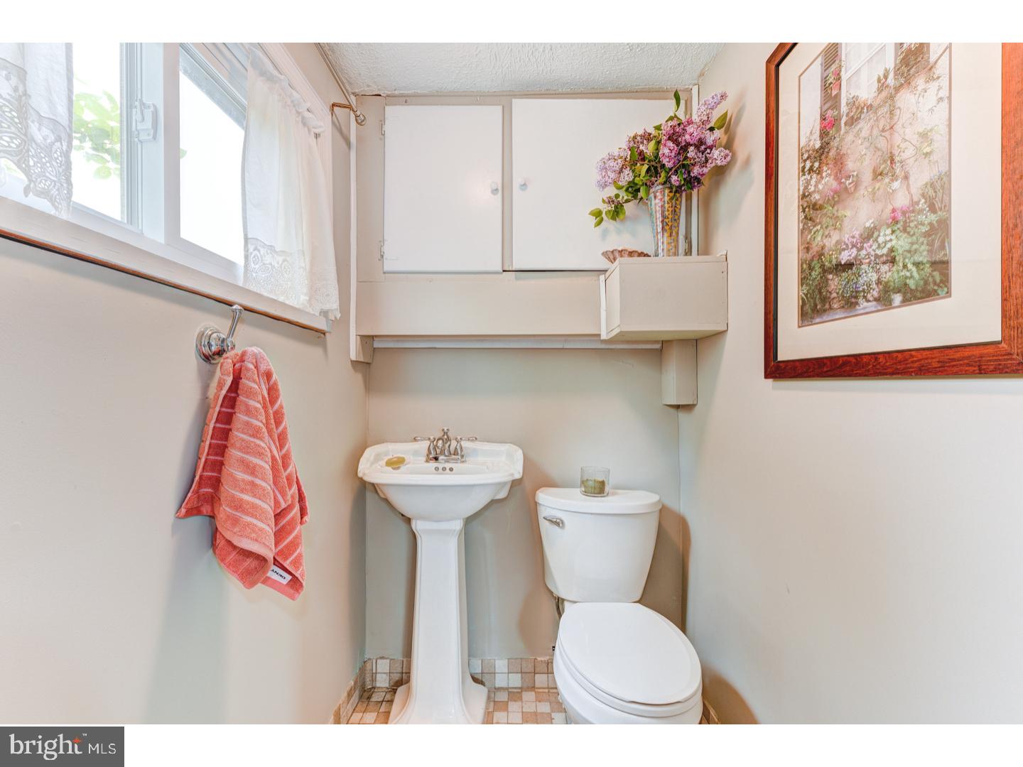 218 Becker Road Upper Gwynedd, PA 19454 - Photo 13 of 25 Half Bath