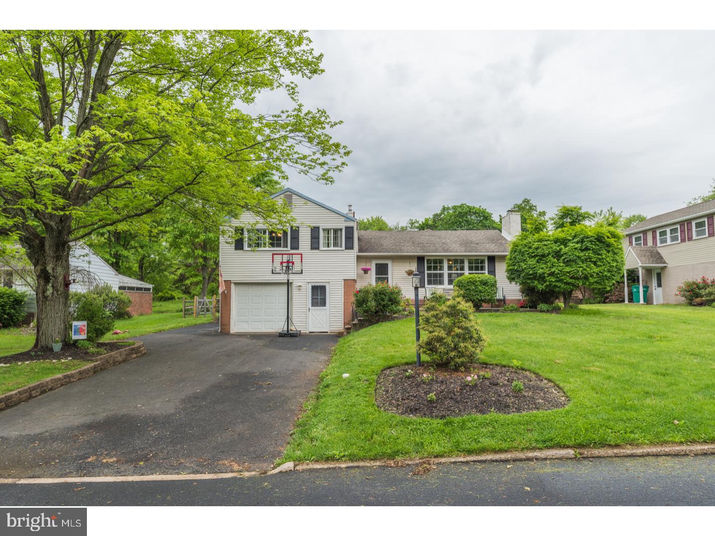 218 Becker Road Upper Gwynedd, PA 19454 - Photo 3 of 25 Gallery Image 3