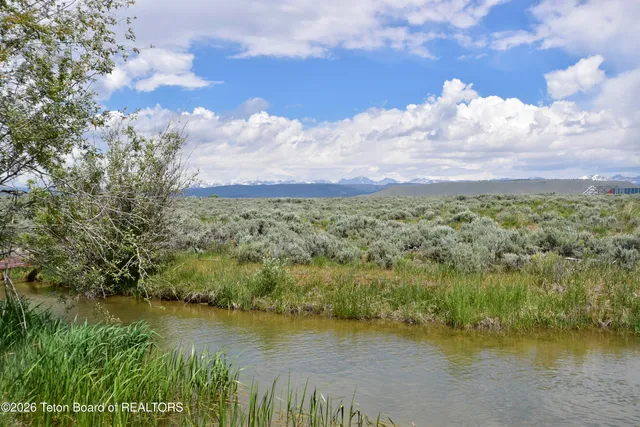 $699,000 | 111 Looney Lane, Pinedale, WY 82941