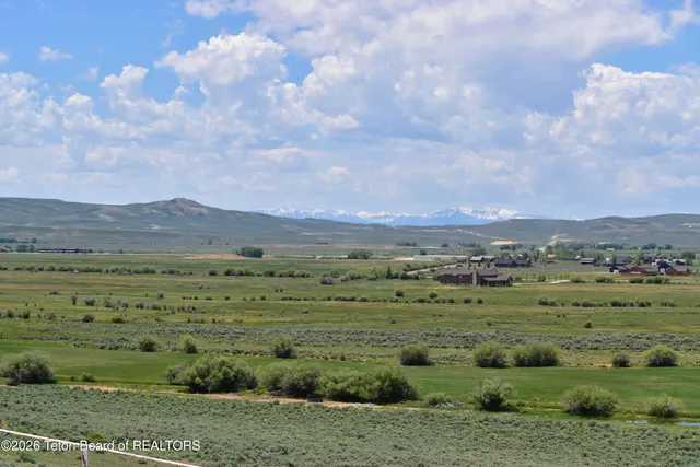 $699,000 | 111 Looney Lane, Pinedale, WY 82941