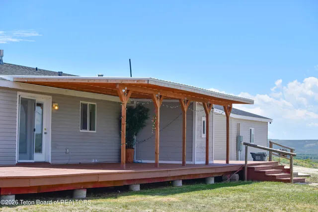 $699,000 | 111 Looney Lane, Pinedale, WY 82941