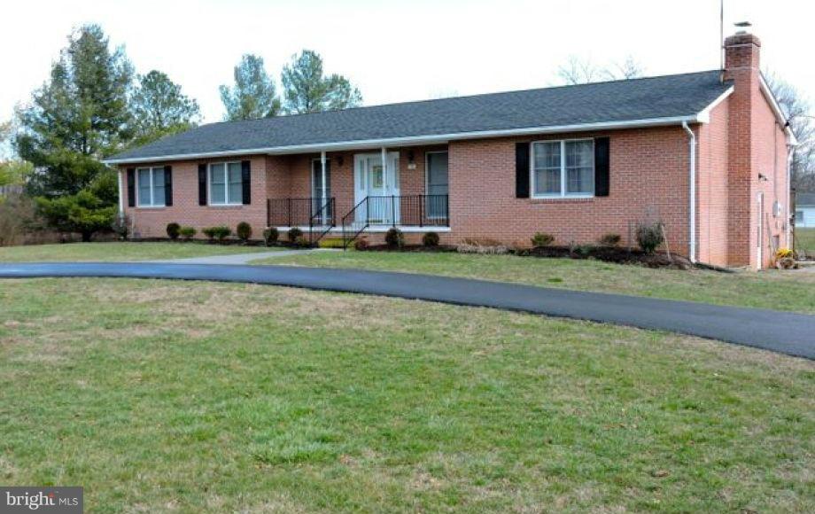 428 Russell Road Berryville, VA 22611 - Photo 1 of 4 Exterior (Front)